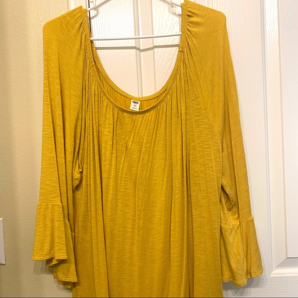 Old Navy Off Shoulder Blouse